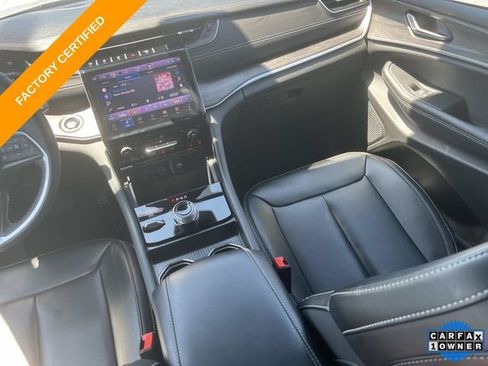 Certified 2025 Jeep Grand Cherokee Limited AWD/4WD image 28