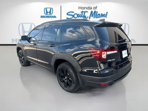 Certified 2022 Honda Pilot TrailSport image 5