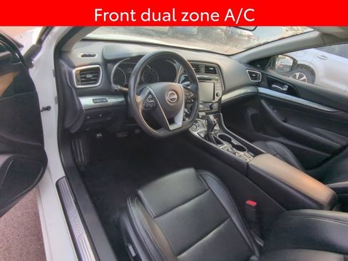 Used 2023 Nissan Maxima SL FWD image 7