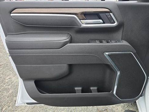 Used 2025 Chevrolet Silverado 2500 LT w/ All Star Edition image 11