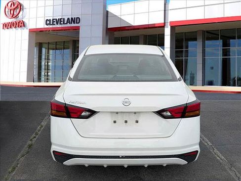 Used 2022 Nissan Altima 2.5 S image 6