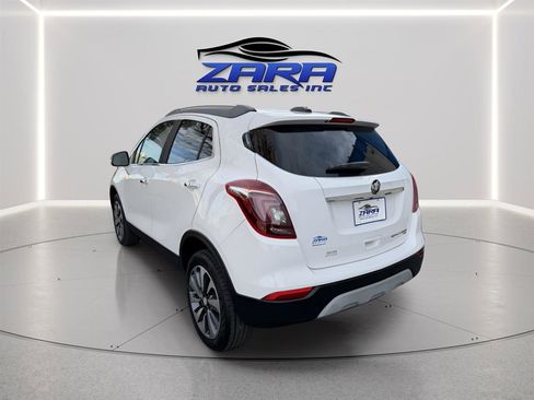 Used 2020 Buick Encore Essence image 4