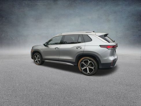 New 2025 Volkswagen Tiguan SE image 14