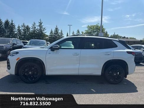 New 2026 Volkswagen Tiguan SE R-Line AWD/4WD image 2
