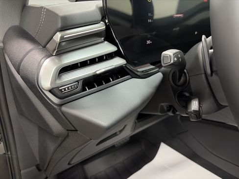 New 2026 Audi A6 Premium Plus AWD/4WD image 16