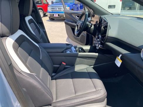 New 2025 Chevrolet Blazer EV LT image 35