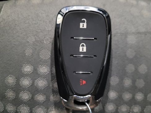 Used 2019 Chevrolet Sonic LT FWD image 32