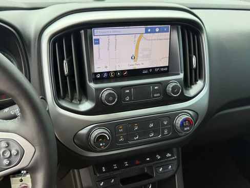 Used 2022 Chevrolet Colorado ZR2 AWD/4WD image 18