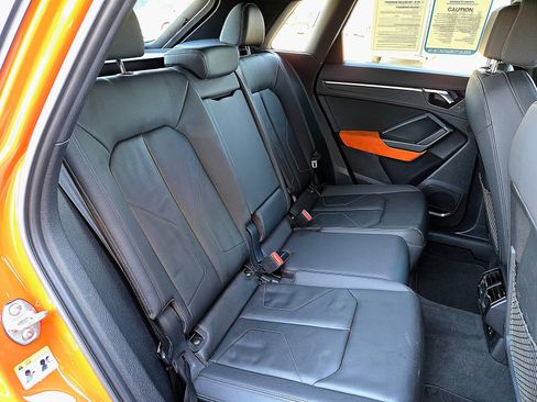 Used 2020 Audi Q3 2.0T Prestige w/ Prestige Package AWD/4WD image 27