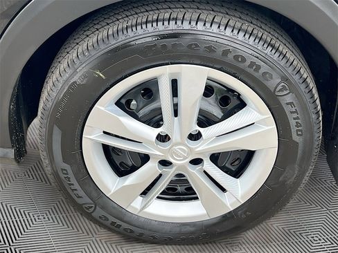 New 2025 Nissan Kicks Play S image 27