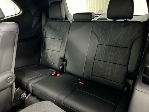 New 2026 Buick Enclave Avenir w/ Super Cruise Package image 30