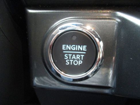 Used 2023 Ford F150 XLT w/ Equipment Group 302A High image 25