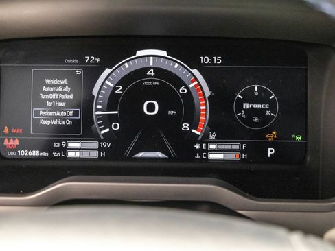 Used 2022 Toyota Tundra Platinum w/ Advanced Package AWD/4WD image 21
