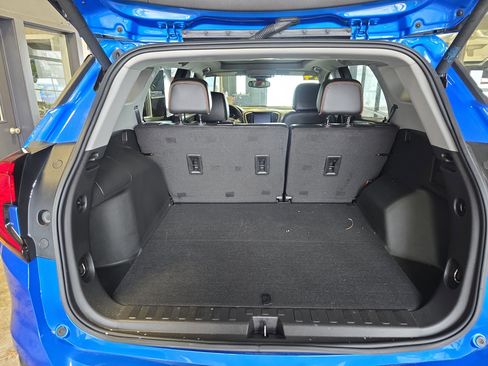 Used 2024 GMC Terrain AT4 w/ Infotainment Package II image 5