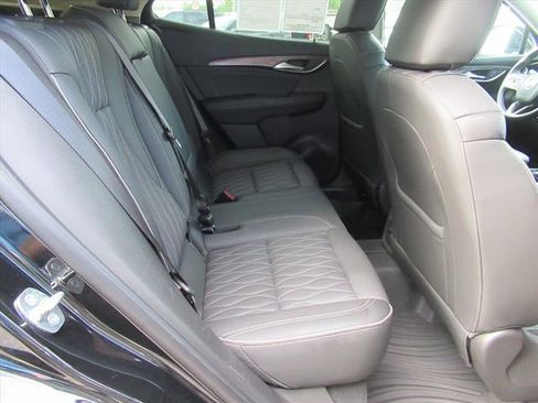 Used 2021 Buick Envision Avenir w/ Technology Package II AWD/4WD image 33