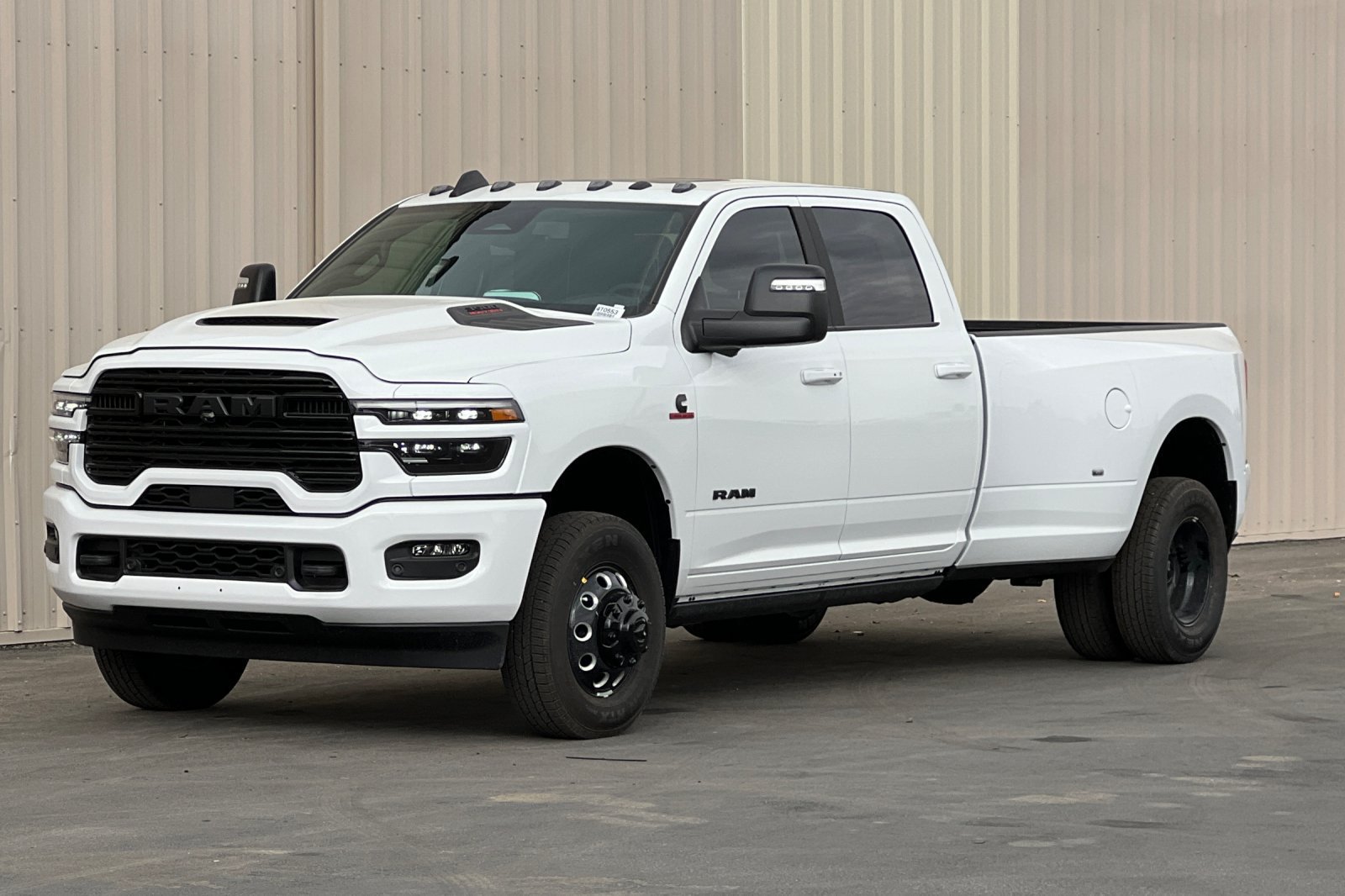 New 2026 RAM 3500 Laramie AWD/4WD image 3