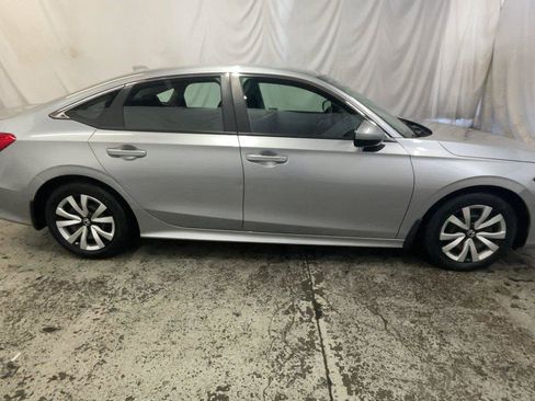 Used 2023 Honda Civic LX image 5