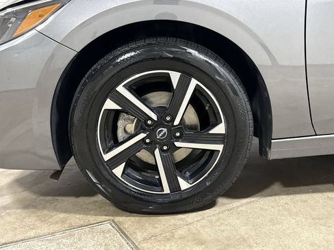 Used 2024 Nissan Sentra SV FWD image 26