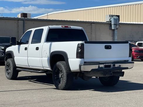 Used 2002 Chevrolet Silverado 2500 LT w/ Off-Road Skid Plate Pkg AWD/4WD image 4