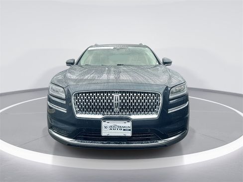 Used 2022 Lincoln Nautilus Reserve image 3