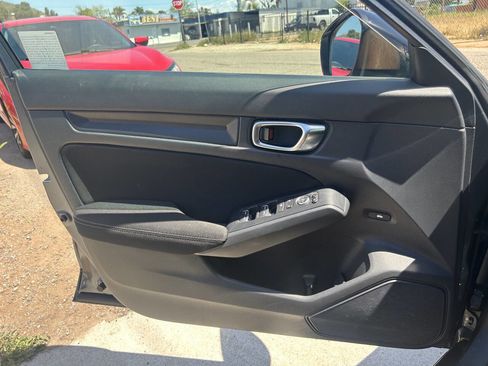 Used 2022 Honda Civic Sport image 17
