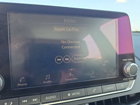 Used 2024 Nissan Altima 2.5 SV FWD image 20