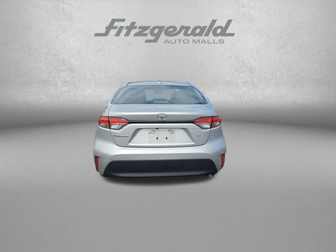 Used 2025 Toyota Corolla LE FWD image 7
