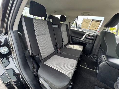 Used 2023 Toyota 4Runner SR5 AWD/4WD image 18