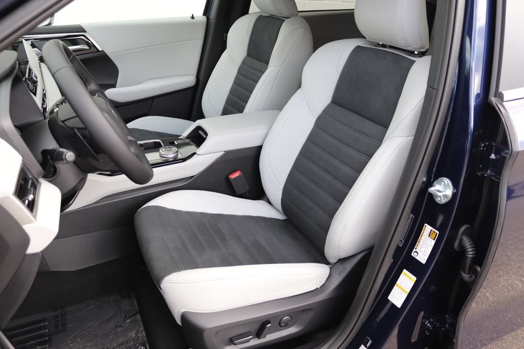 New 2026 Mitsubishi Outlander SE AWD/4WD image 4