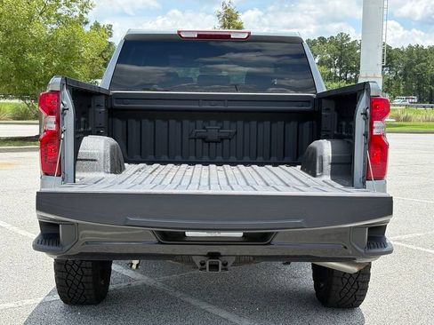 Used 2026 Chevrolet Silverado 1500 Custom Trail Boss AWD/4WD image 12