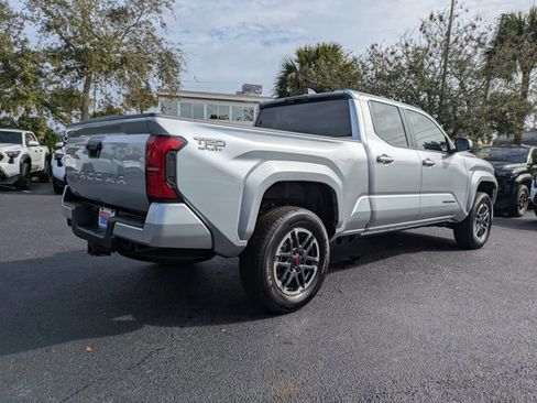 New 2025 Toyota Tacoma TRD Sport image 4