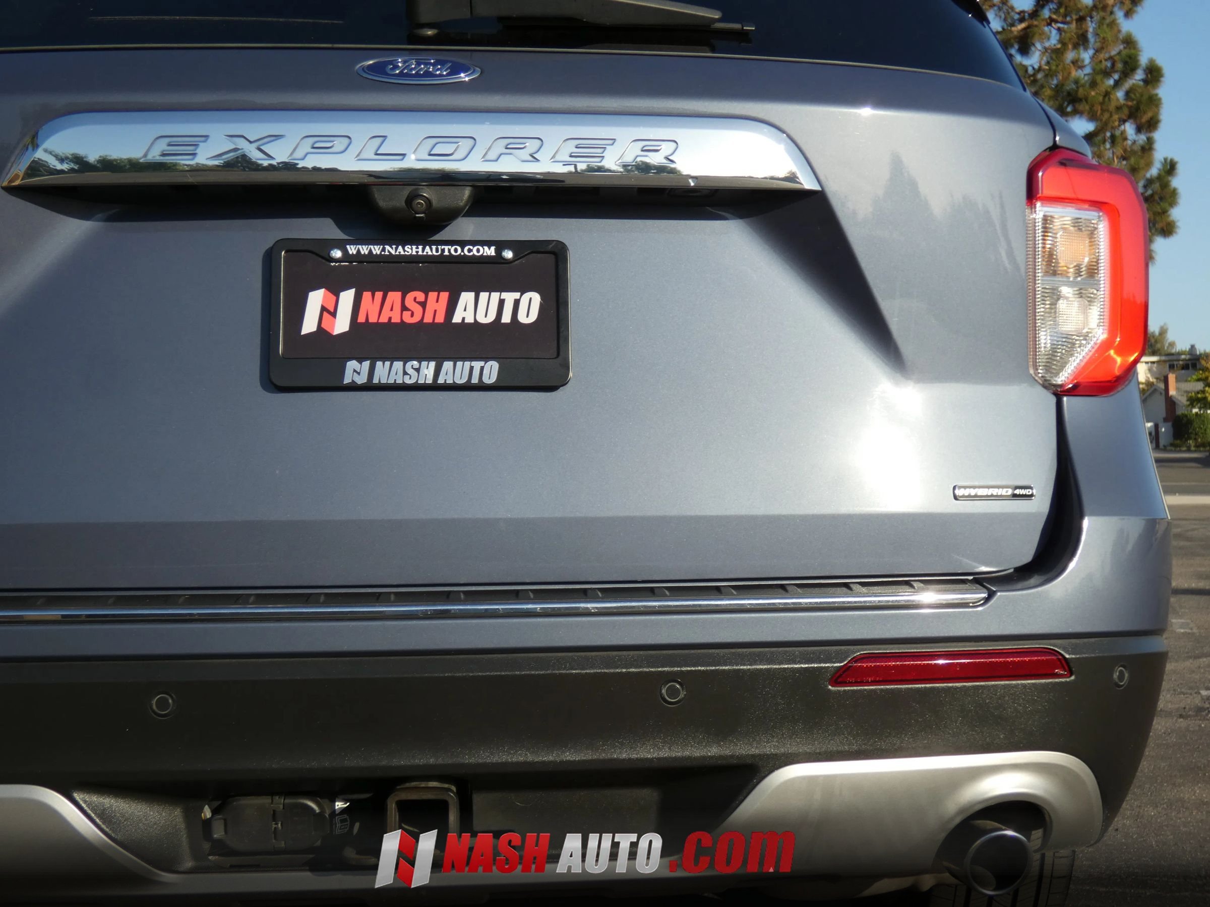 Used 2021 Ford Explorer Limited AWD/4WD image 9