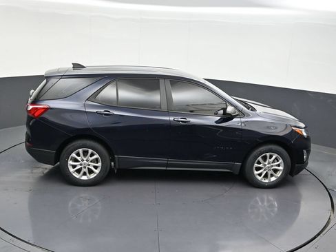 Used 2020 Chevrolet Equinox LS FWD image 20