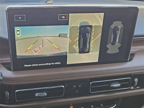 Certified 2023 Lincoln Nautilus Reserve w/ Equipment Group 201A image 18