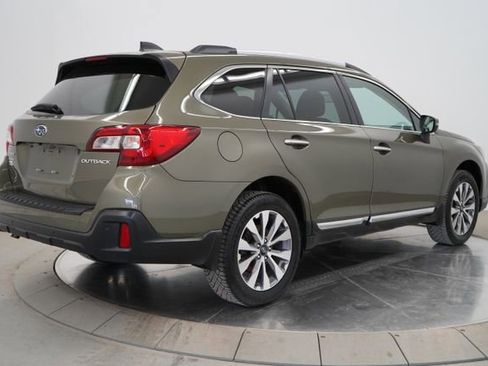 Used 2018 Subaru Outback 2.5i Touring image 7