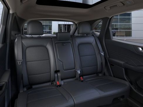 Used 2024 Ford Escape SE w/ PHEV Premium Package image 11