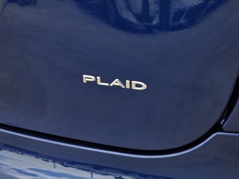 Used 2021 Tesla Model S Plaid image 25