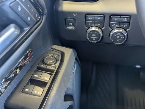 New 2026 GMC Sierra 1500 AT4 w/ Technology Package image 20