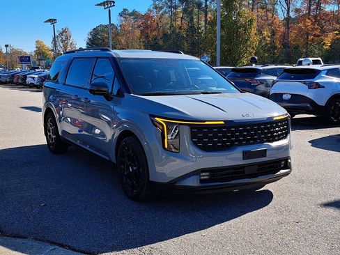 New 2026 Kia Carnival SX Prestige image 3