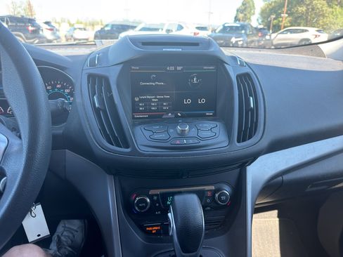Used 2015 Ford Escape SE w/ Equipment Group 201A AWD/4WD image 5