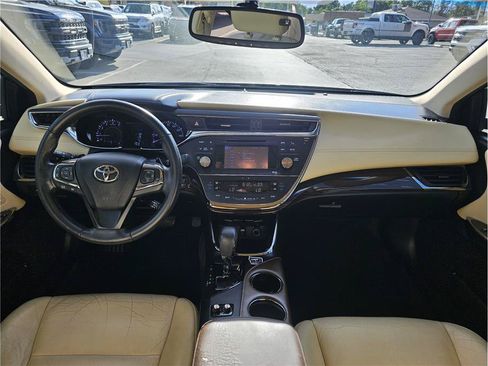 Used 2013 Toyota Avalon XLE Touring FWD image 5