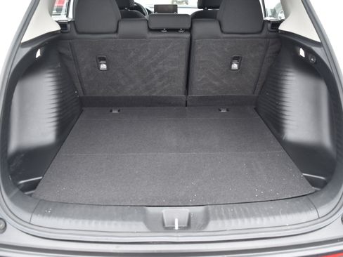 Certified 2024 Honda HR-V LX image 10