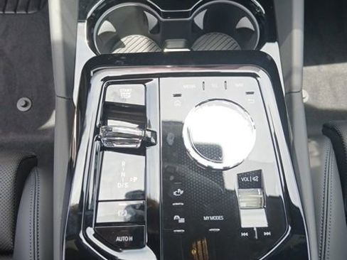 New 2026 BMW 540i xDrive w/ Executive Package image 22