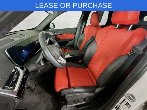 Used 2025 BMW X1 xDrive28i AWD/4WD image 25