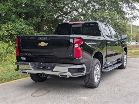 New 2025 Chevrolet Silverado 1500 LT image 2