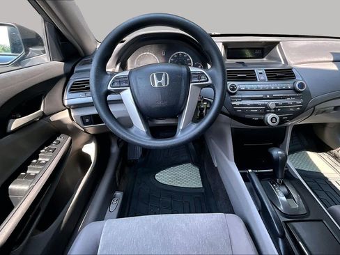 Used 2009 Honda Accord LX-P image 5