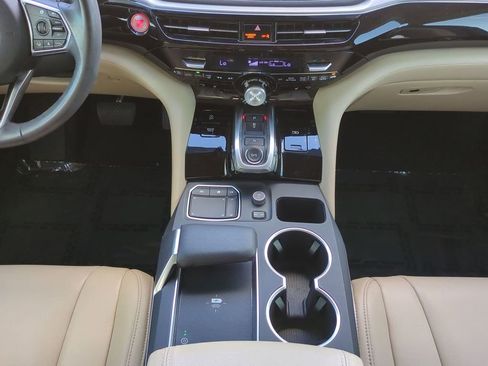 Used 2022 Acura MDX SH-AWD image 19