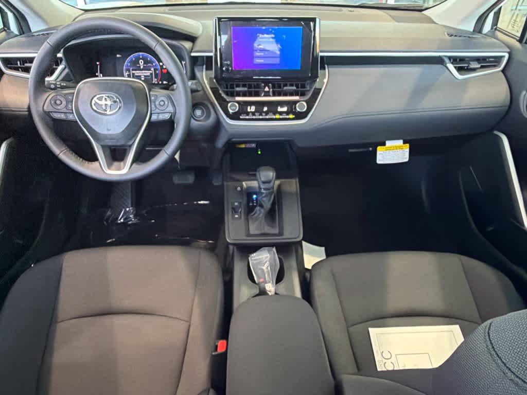 New 2026 Toyota Corolla Cross LE FWD image 27