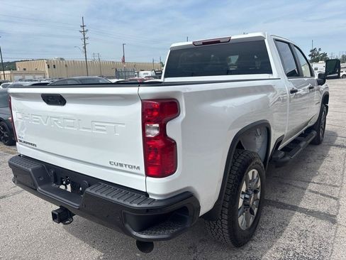 Used 2026 Chevrolet Silverado 2500 Custom w/ Custom Value Package AWD/4WD image 14