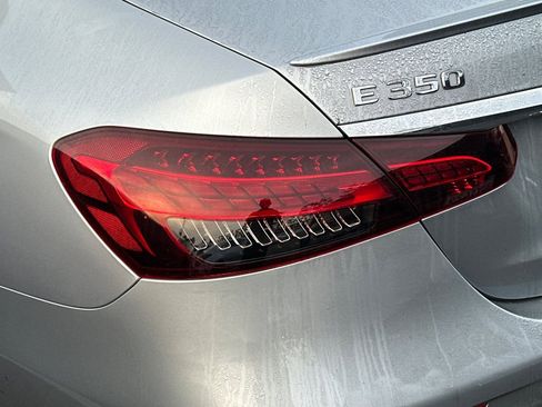 Used 2022 Mercedes-Benz E 350 Sedan image 10